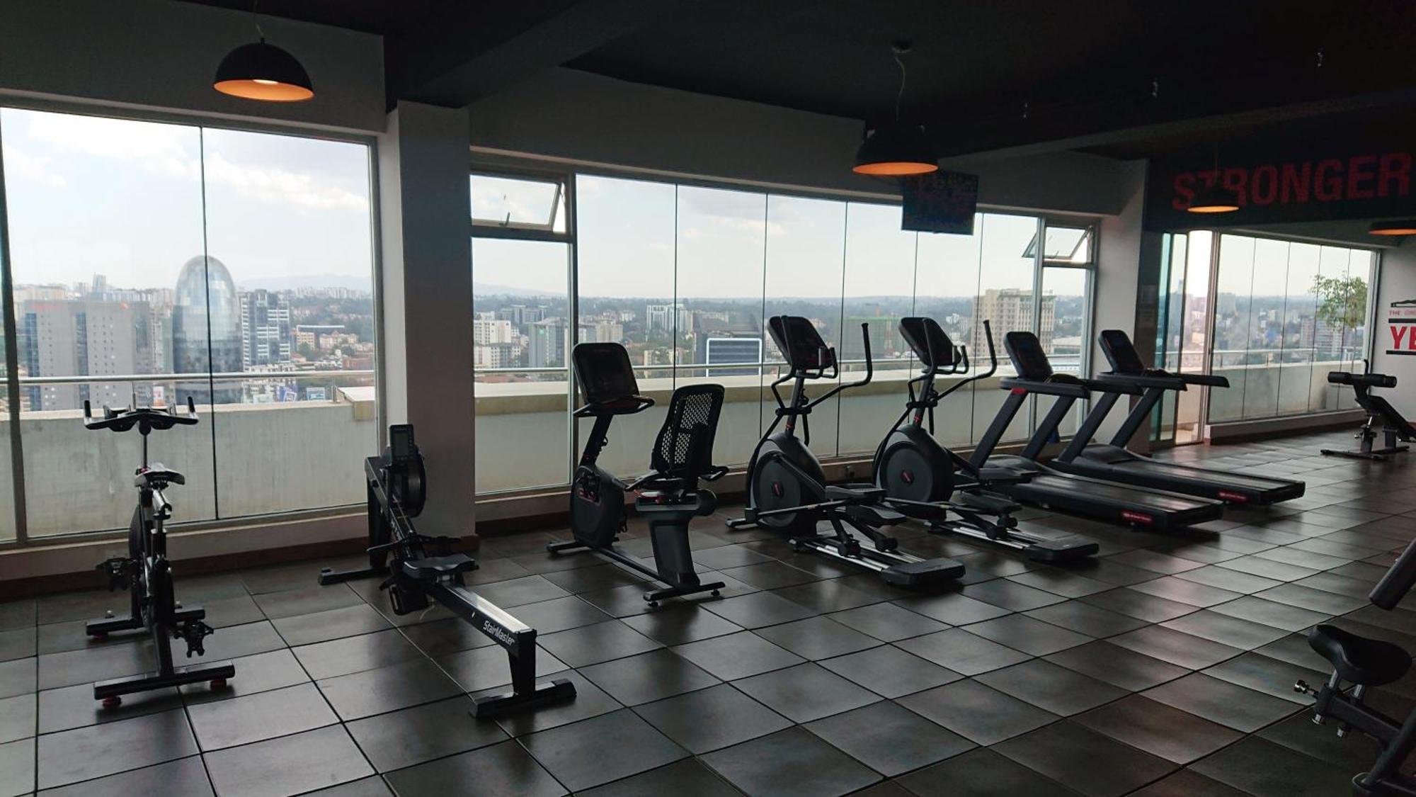 Luxury Skynest With Gym And Pool In Westlands Apartment Nairobi Exterior photo